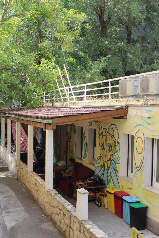 Outlanders Tribe Hostel photo