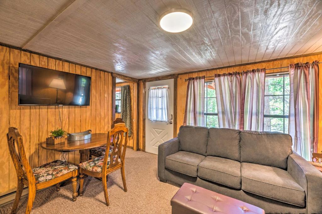 Pet-Friendly Cloudcroft Cabin with Forest Views! photo