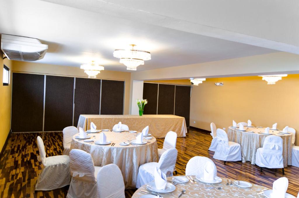 Banquet hall