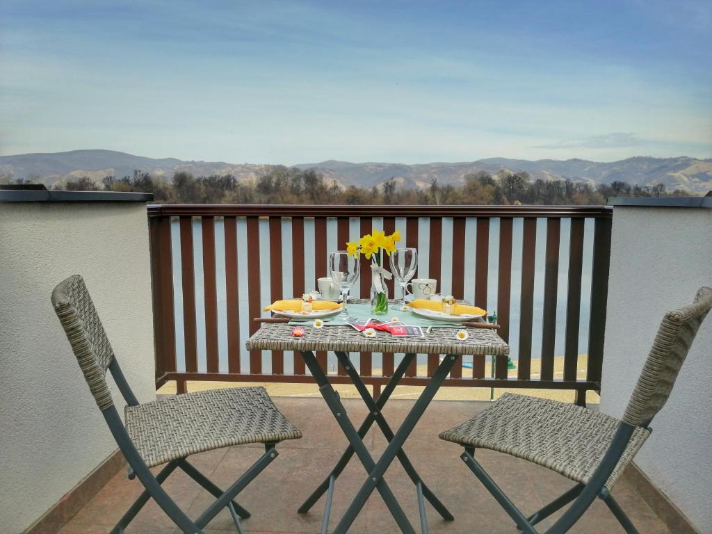 Dionis, Veliko Gradište