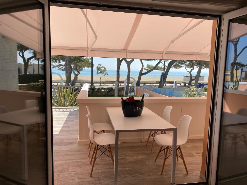Appartamento fronte mare Villa Lory - 1