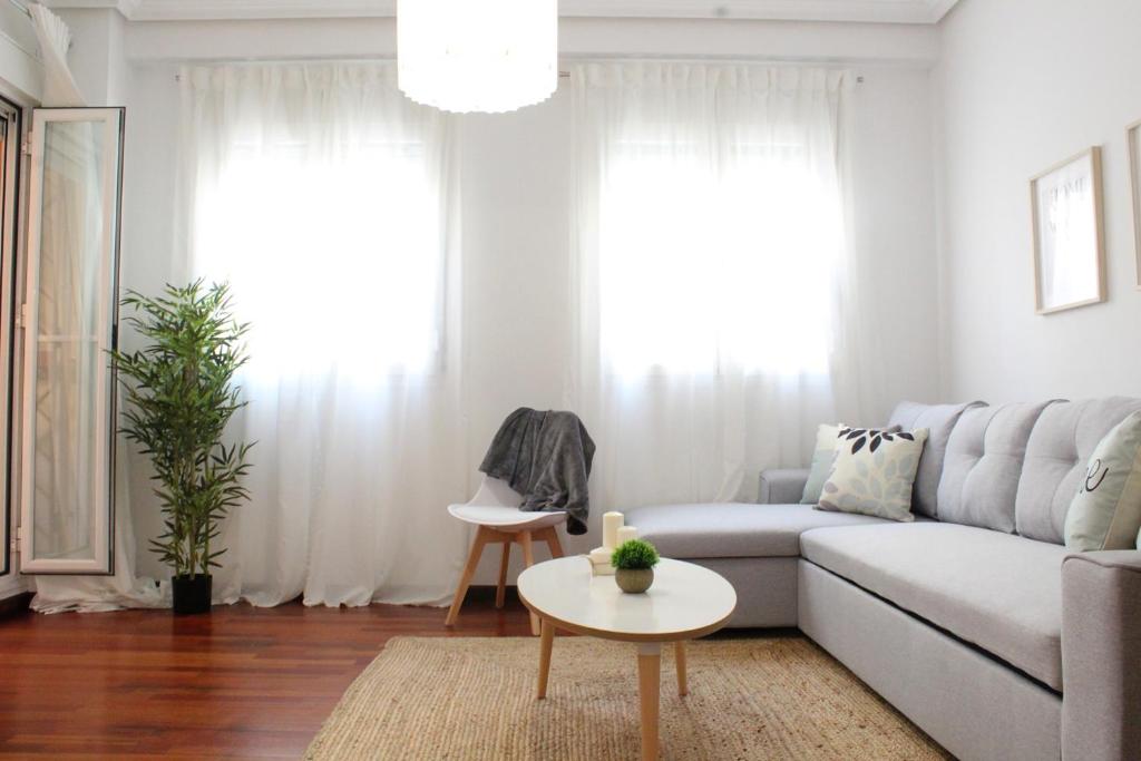 Apartamento centro paseo maritimo - 2