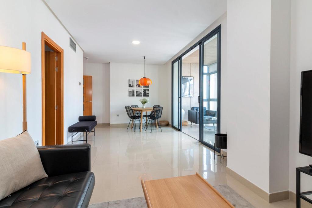 HomeForGuest NEW Modern Penthouse Apartment with panoramic views of Santa Cruz - 3