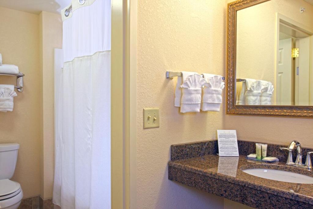 Staybridge Suites North Brunswick Photo 31