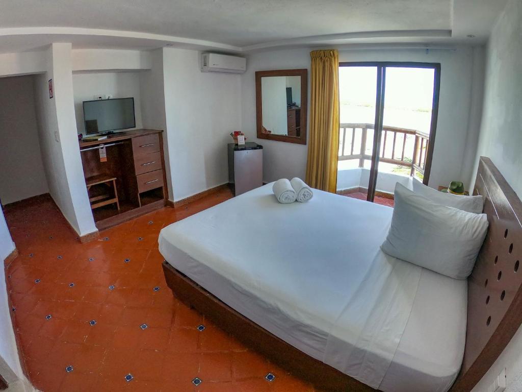 Hotel Rio Lagartos photo