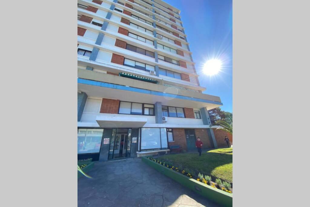 Apartamento en Edificio Uruguay (Punta del Este) photo