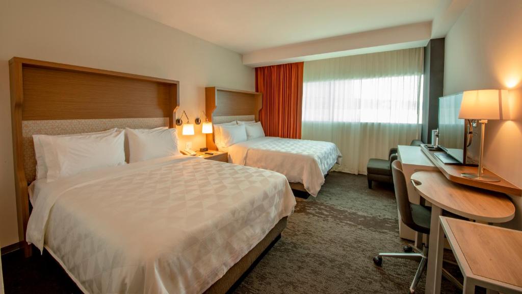 Holiday Inn & Suites - Merida La Isla by IHG - 3