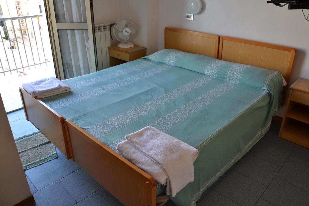 Hotel Elvira - 5