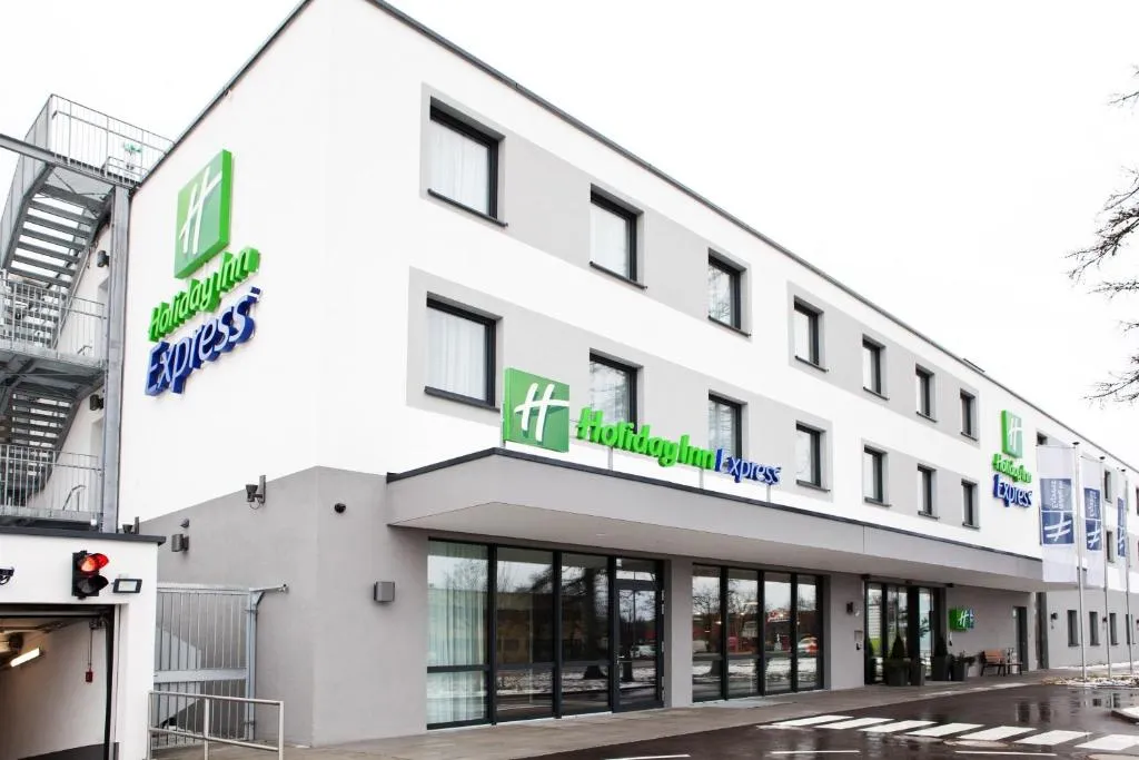 Holiday Inn Express Munich - Olympiapark by IHG, Hotel in München