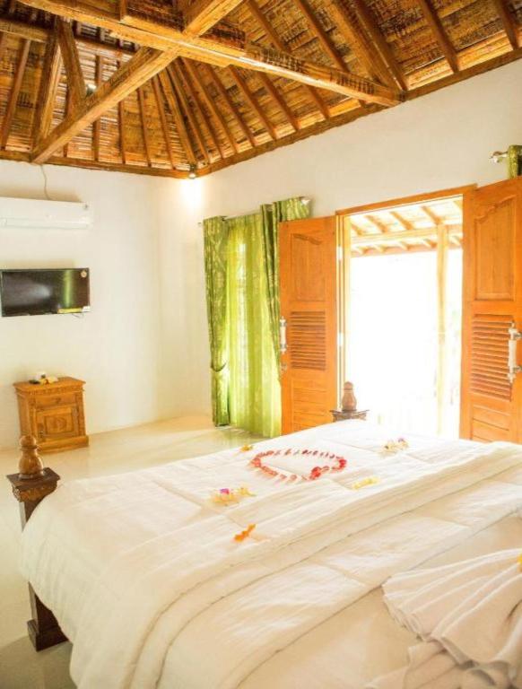 Kubu Reot Taman Asri