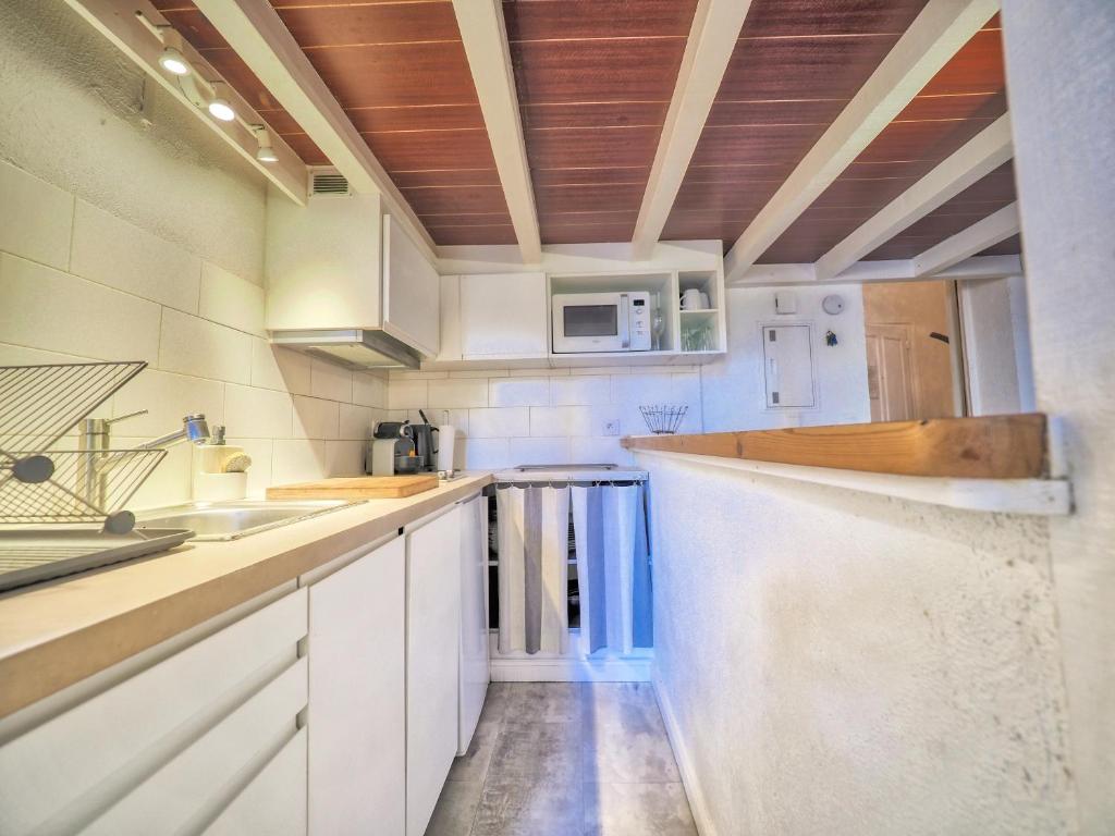 Biarritz's Centre Studio - 5