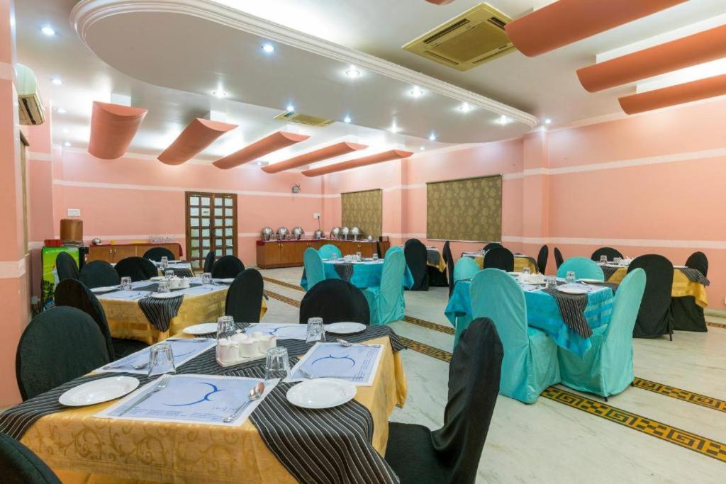 Crescent Park Hotel photo