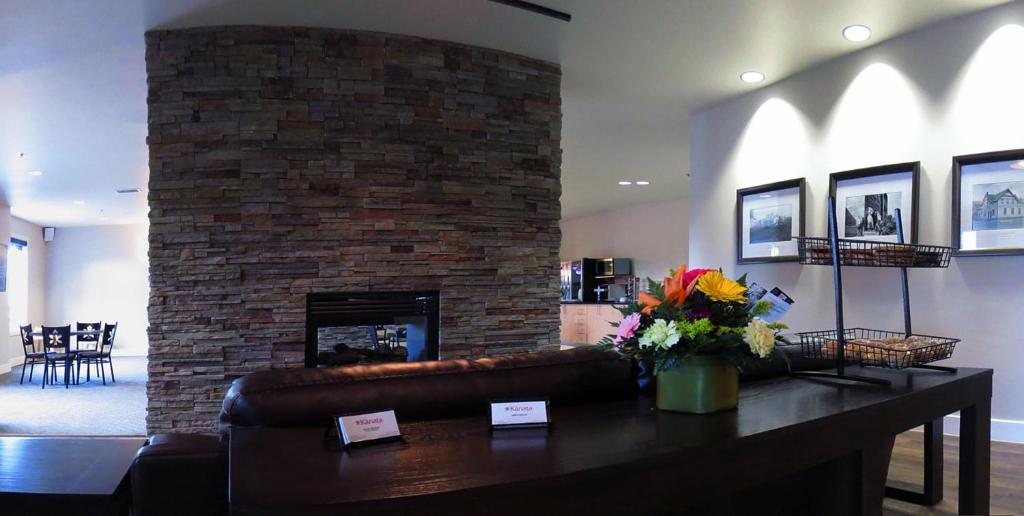 Kanata Whitecourt photo