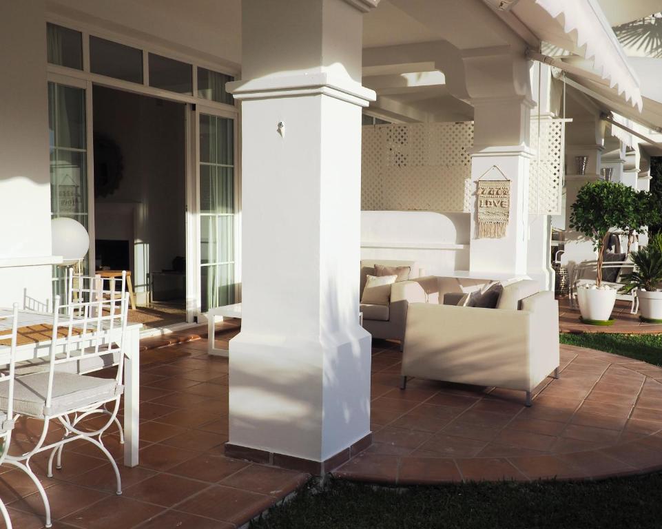 Marbella Holiday & Golf Garden Apartment - 4