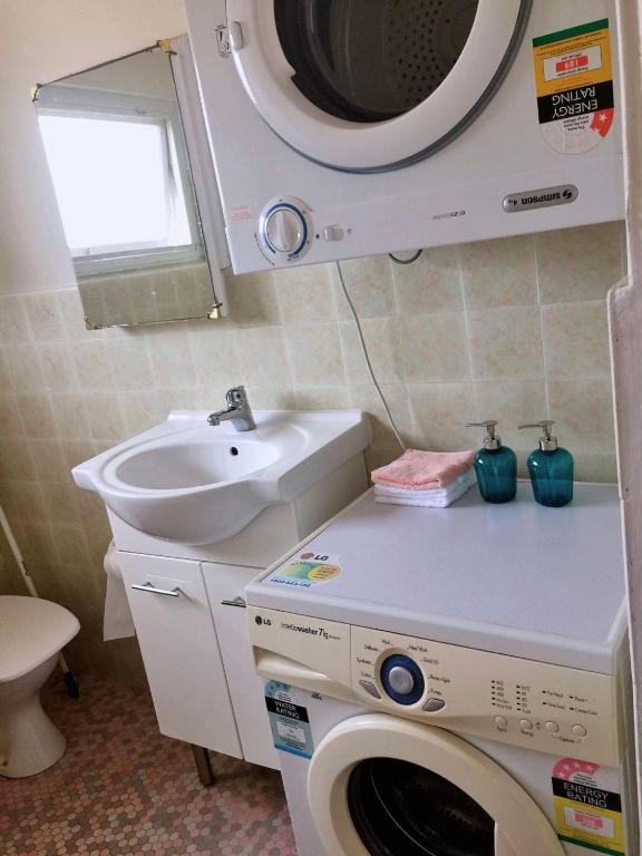 Ausmine Affordable 2BR Self Contained Flats photo