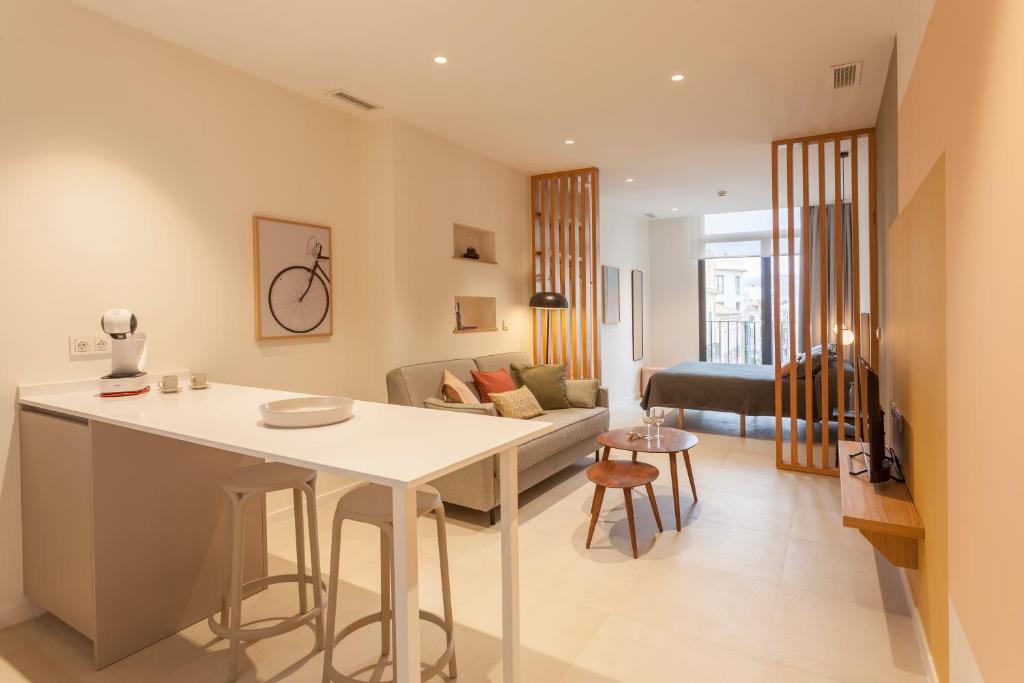 Apartamentos Málaga Premium - Calle Granada - 4