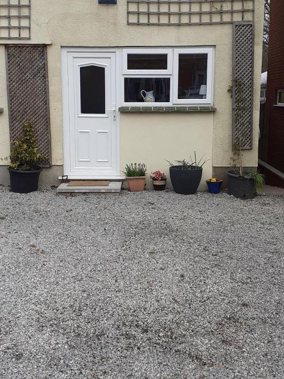 The Garage, Wimborne Minster