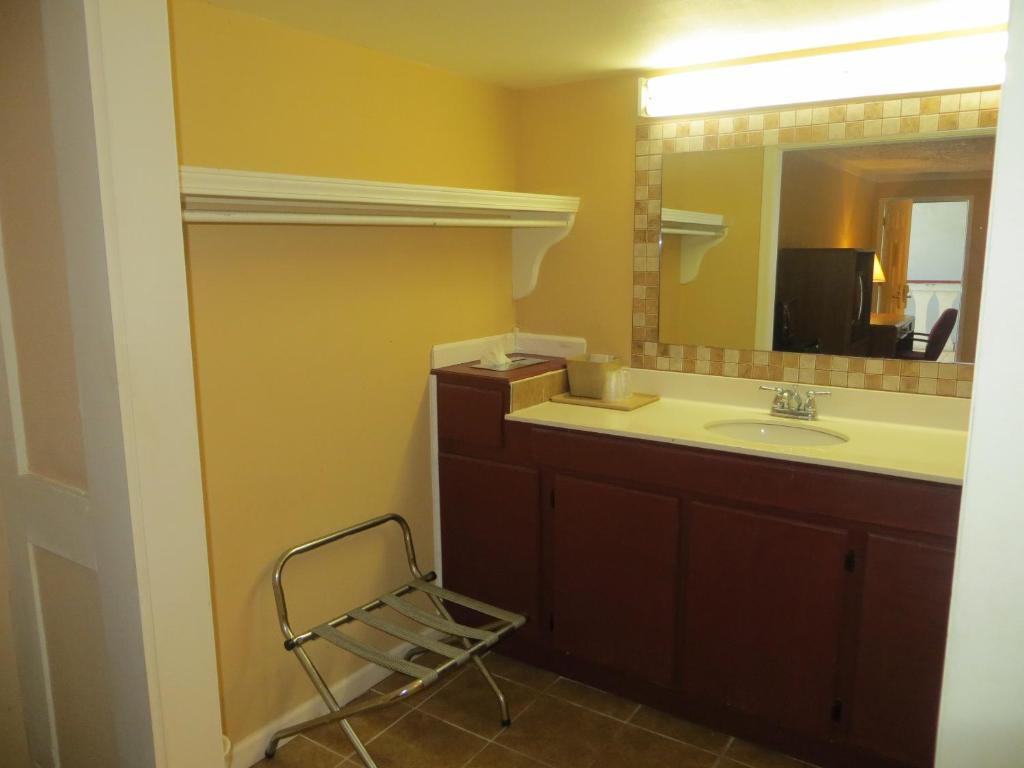 Executive Inn Wichita photo