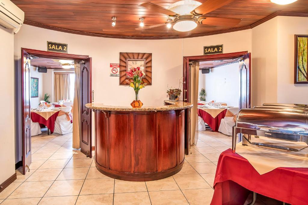 Bar/lounge