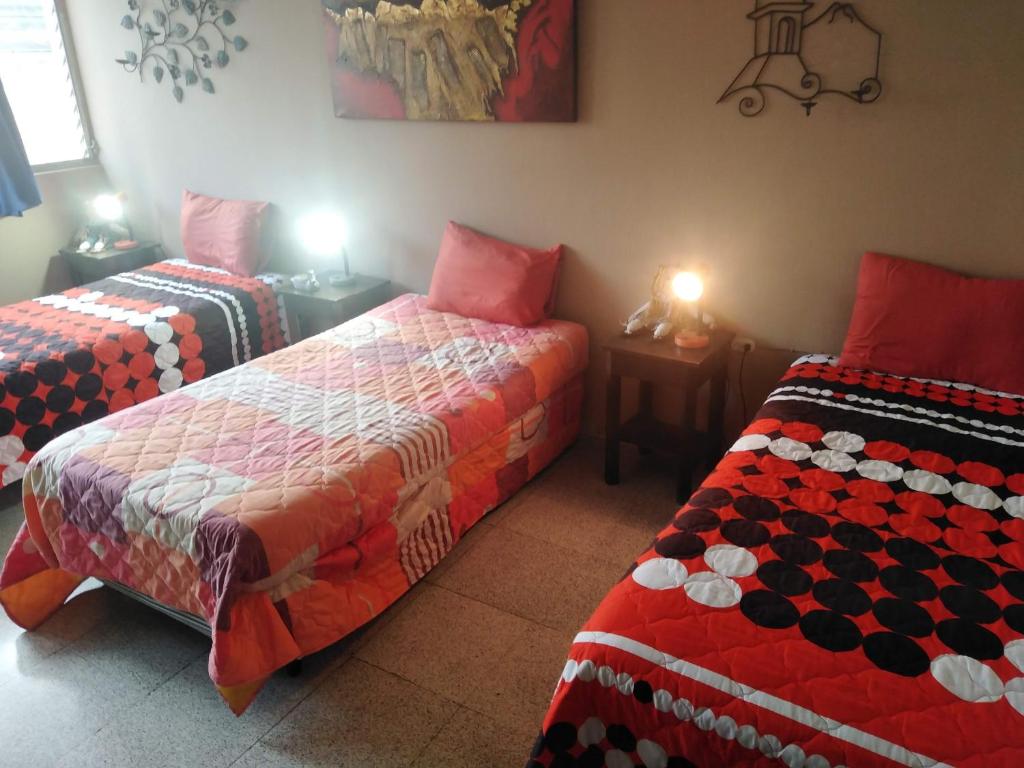 Hostal Los Lagos Inn