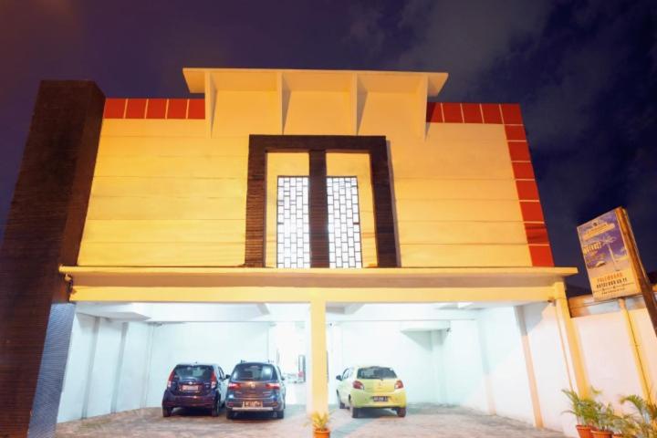 DPARAGON DWIKORA — Hotel in Palembang