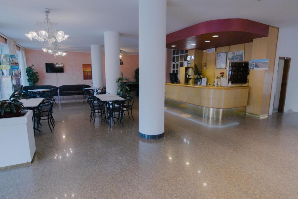 Hotel Beverly photo