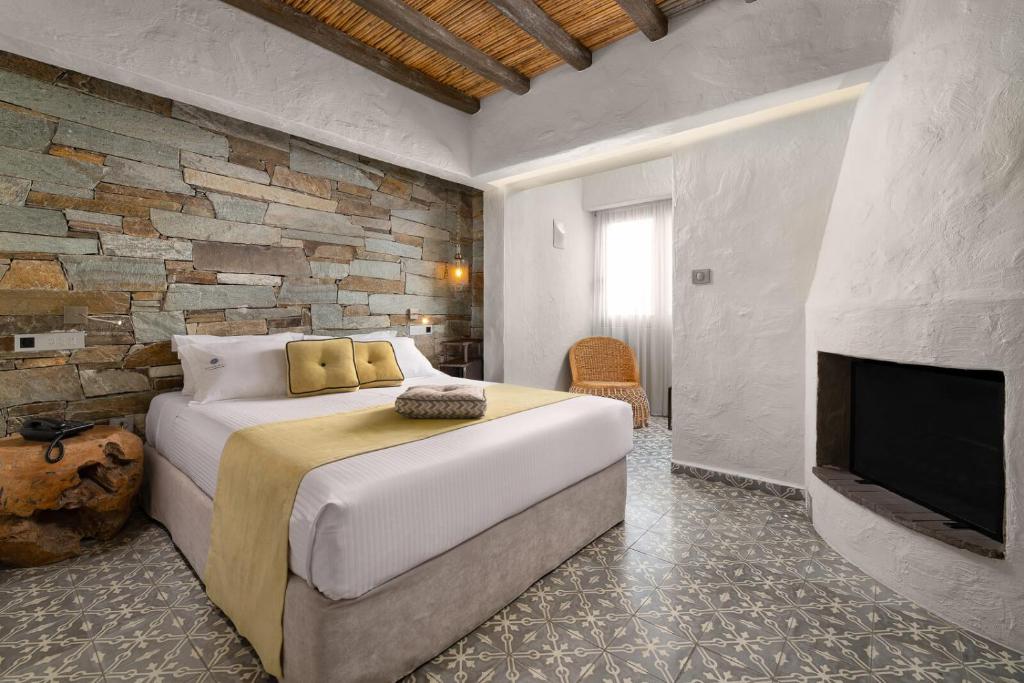 Elakati Luxury Boutique Hotel - Adults Only — Hotel rooms in Rhodes Town, South Aegean