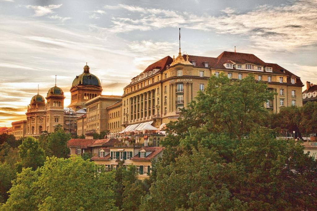 Hotel Bellevue Palace Bern photo
