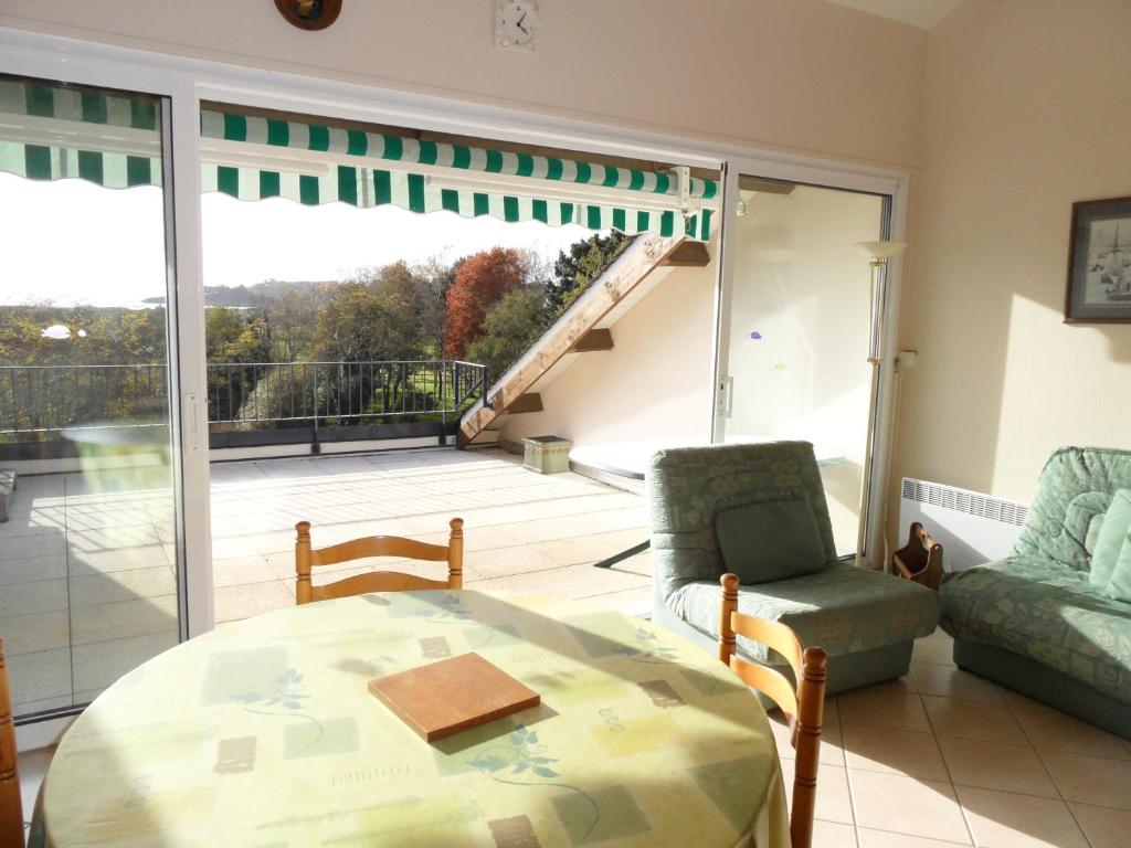 REF 014 - T2 mezzanine pour quatre personnes Terrasses de Kerjouanno ARZON, Arzon