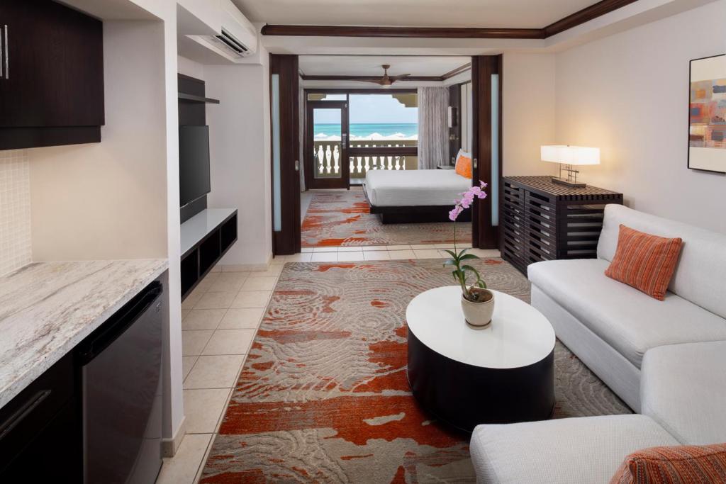 Bucuti & Tara Boutique Beach Resort - Adult Only — Hotel rooms in Oranjestad