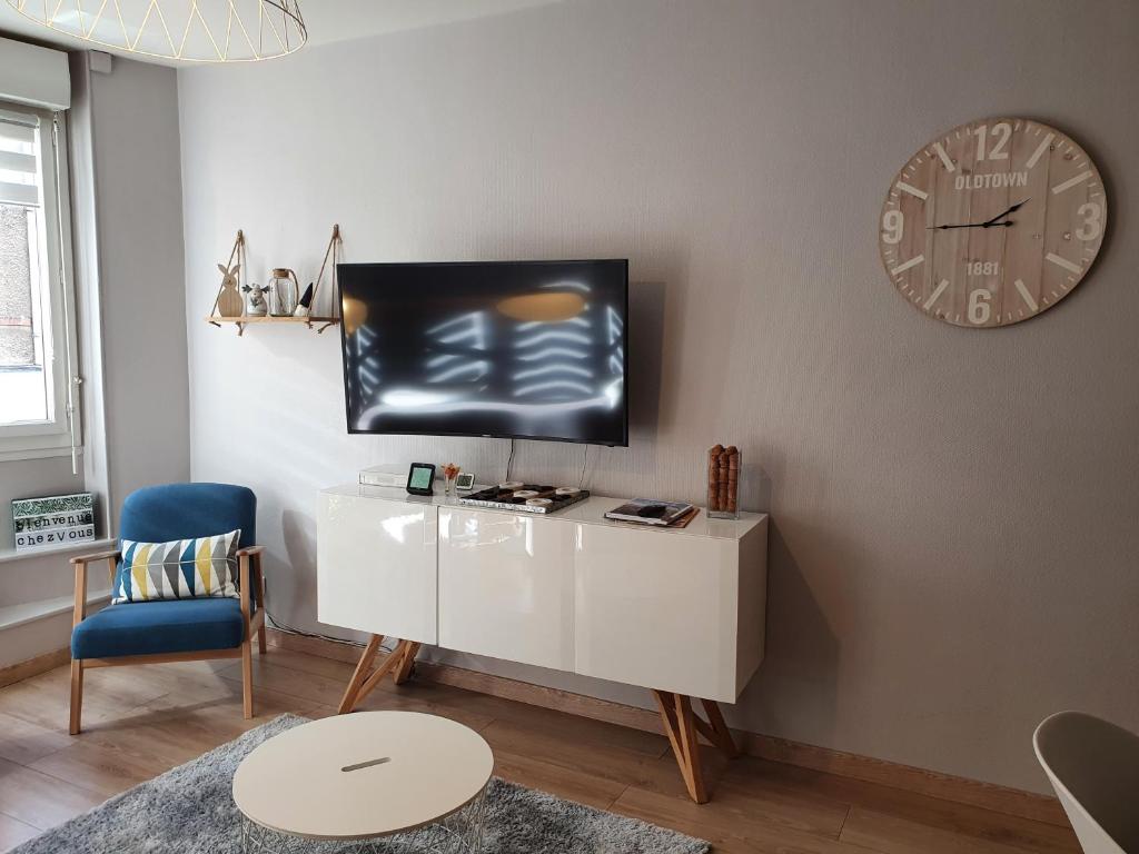 GRAND T3 70m2 ,COSY TOUT CONFORT ,2 CHAMBRES, 6 PERSONNES ,PARKING PRIVÉ SÉCURISÉ - 4