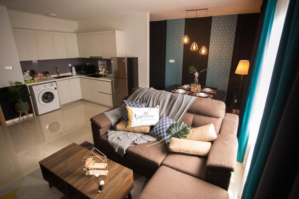 Cozy contemporary homestay @ Suasana suites — Hotel in Johor Bahru