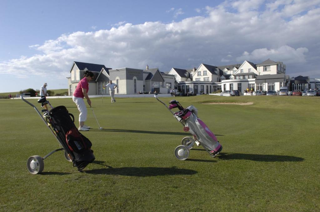 Golf course [on-site]