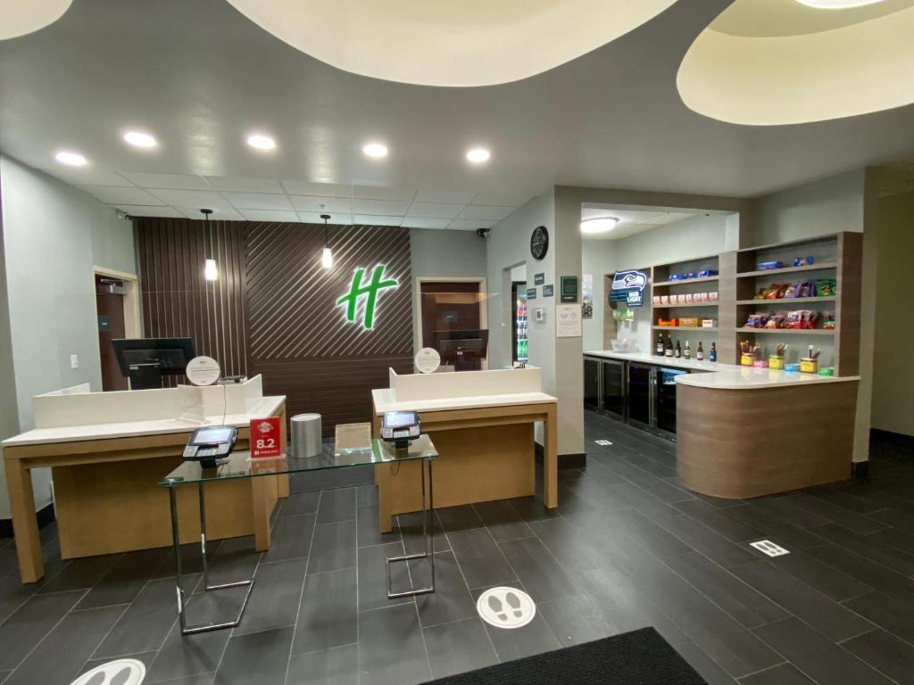 Holiday Inn & Suites Bothell - Seattle Northeast photo
