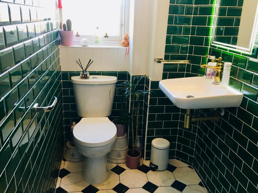 Goodtime Edinburgh Elm Row City Centre Apartment photo