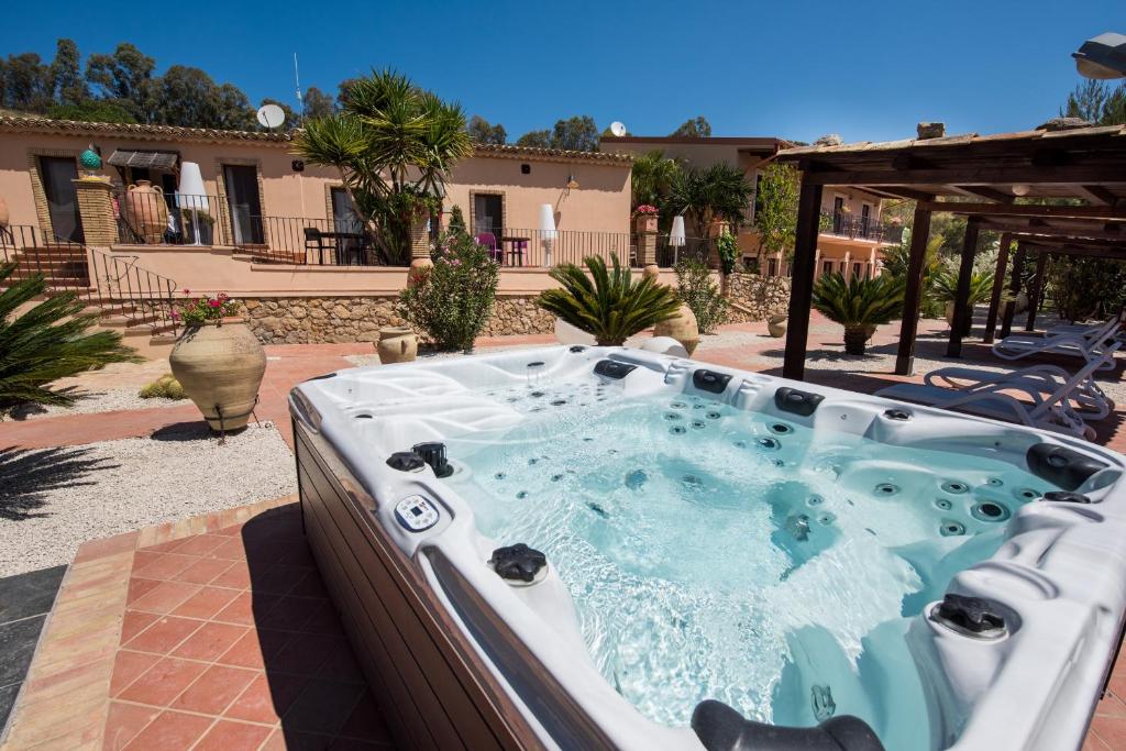 Agriturismo Vecchia Masseria Charme&Relax photo