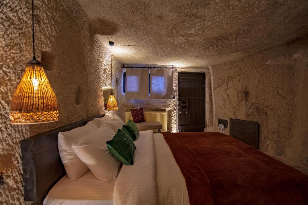 Sato Cave Hotel photo