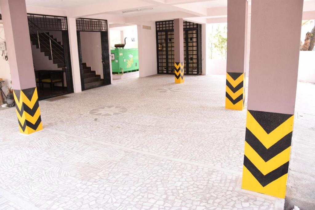 Aishwaryam Deshna Service Apartment Ambattur Chennai photo