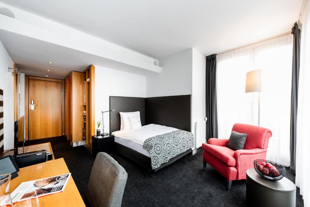 THE MADISON Hotel Hamburg photo