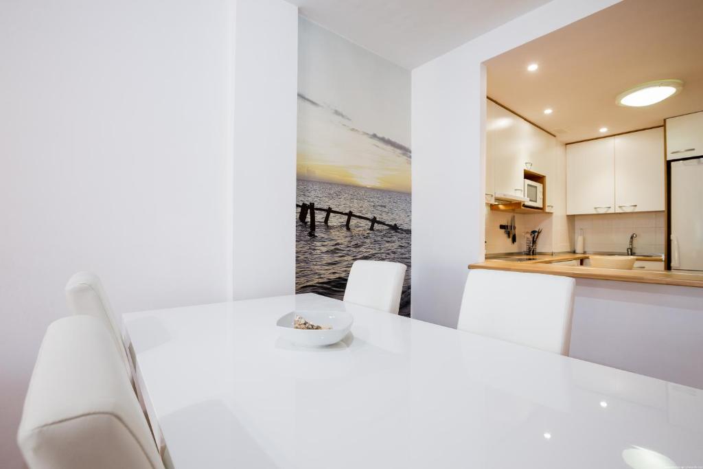 GO2TENERIFE Apart'Tera Solarium, Terraces, Swimming pools & Parking - 5