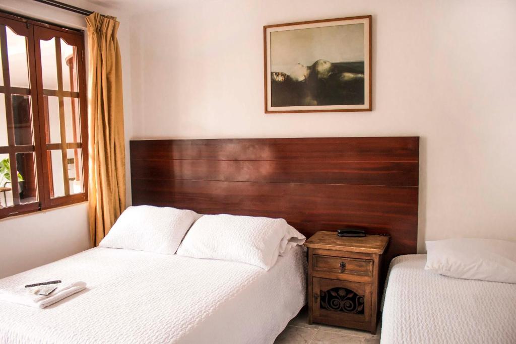 Hotel Los Portales Inn photo