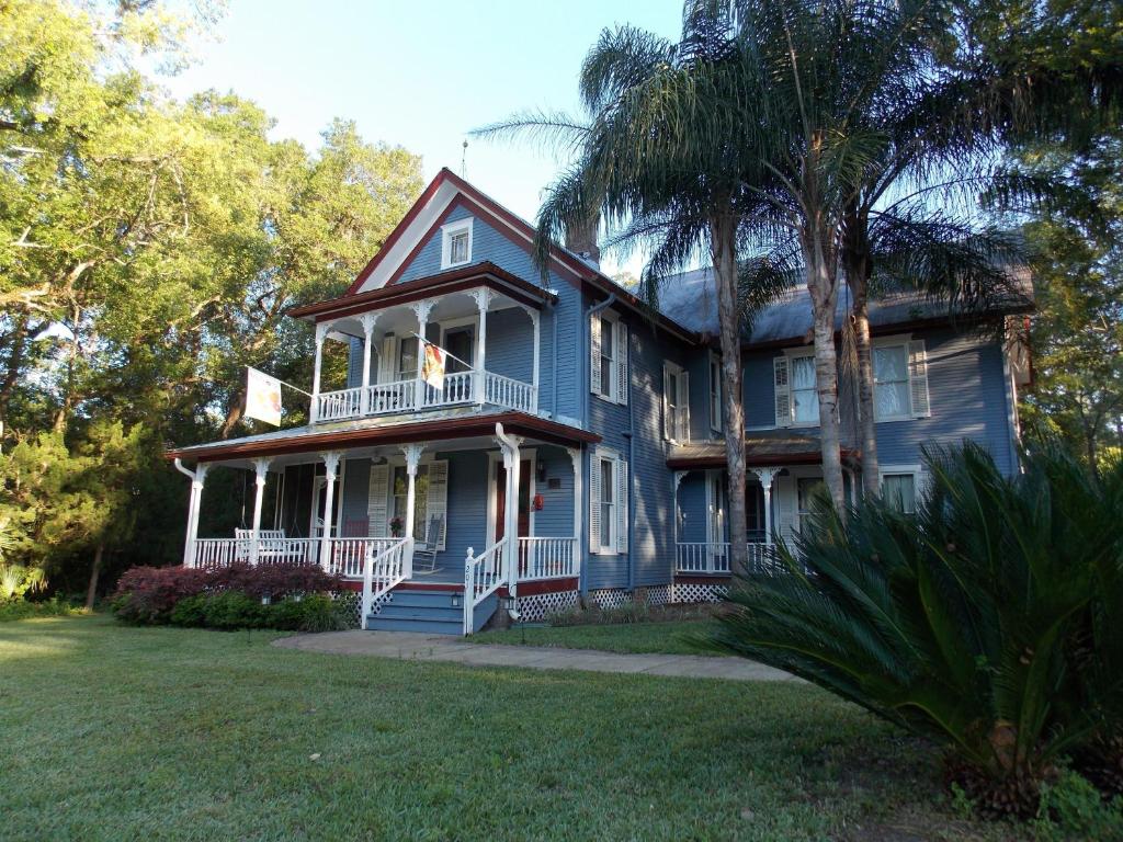 The Ann Stevens House — Hotel in Casadaga (FL)