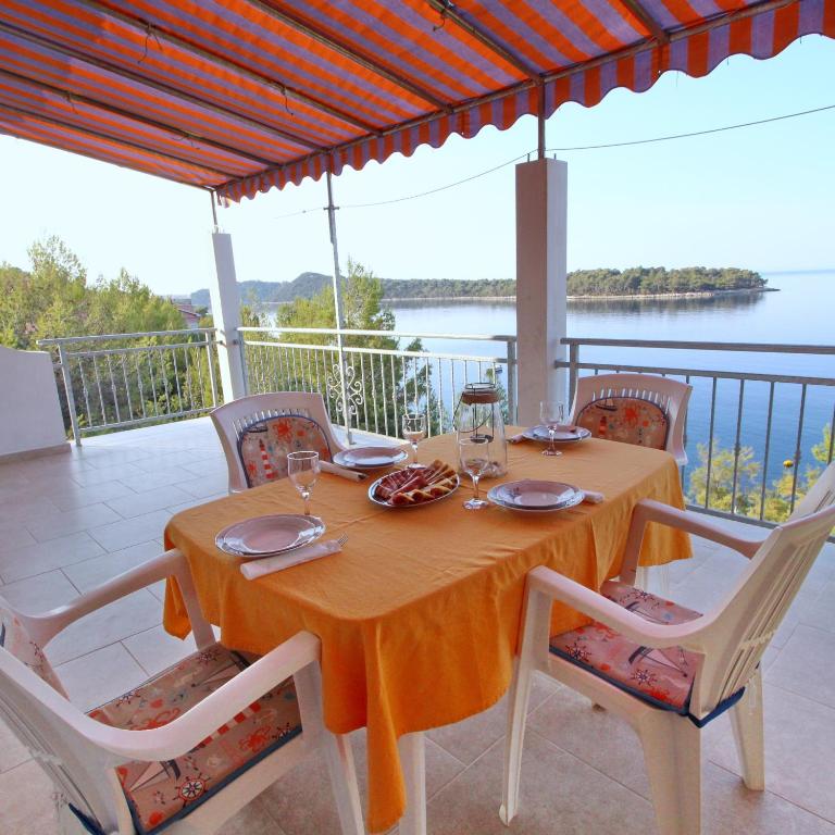 Apartments Bacic photo