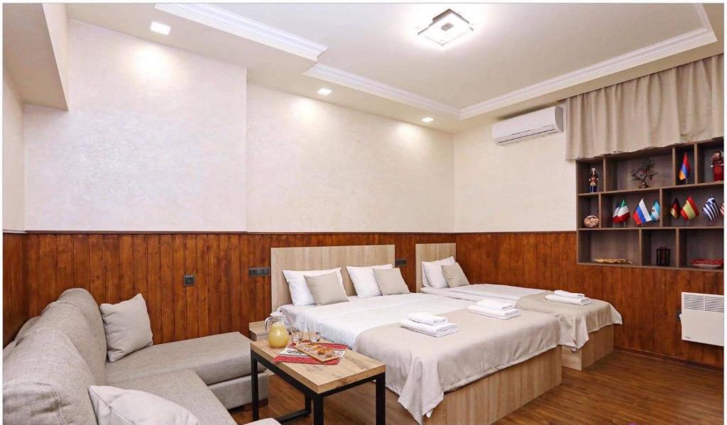 Family Mini-Hotel Martirosyan's and tours 전경