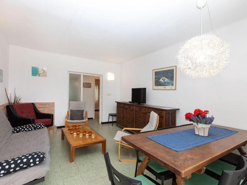 Apartment Cambre d'Aze by Interhome - 2