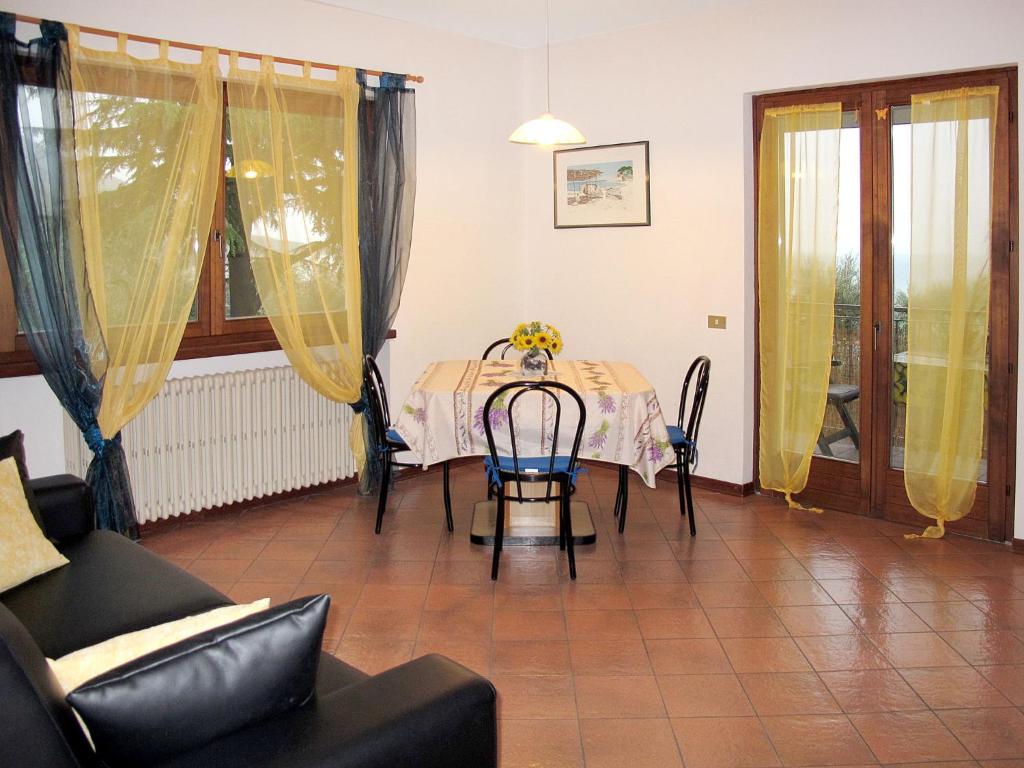 Apartment Rizzardi-2 by Interhome - 3