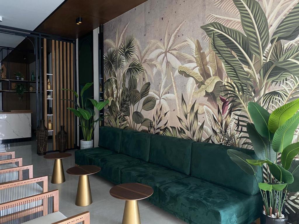 フロント・ロビー