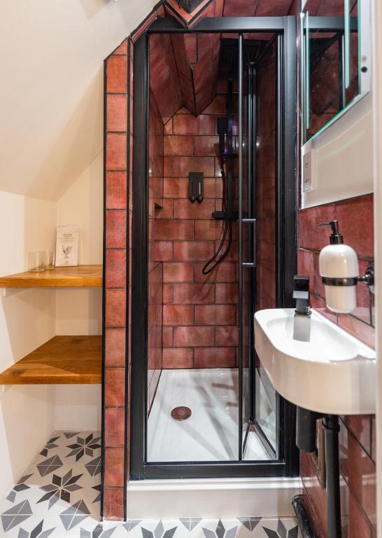 Riize Rooms - self check in boutique hotel photo