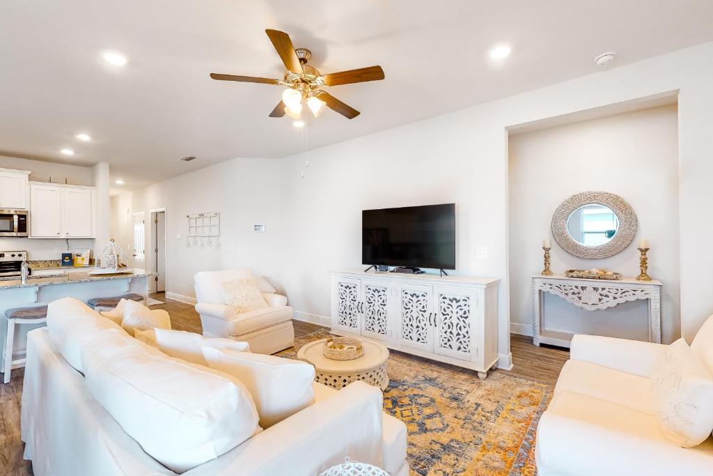 WindMark - Sea Forever, Highland View