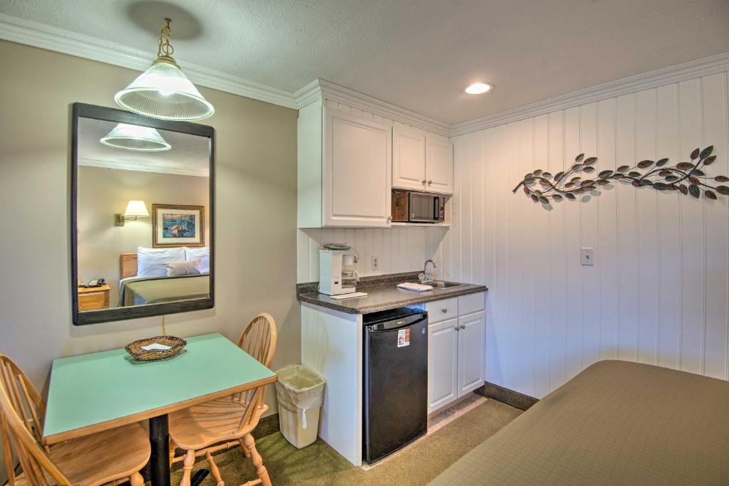 Southern Maine Retreat Less Than 2 Mi to Wells Beach 전경